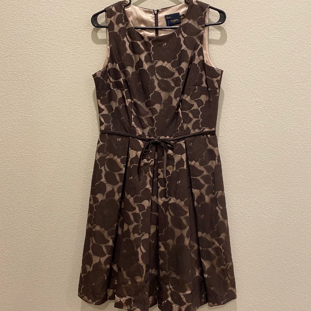 Floral lace w/ pleats dress, New, 6